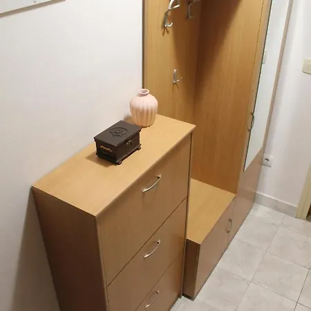 Apartman Matijevic 오미스