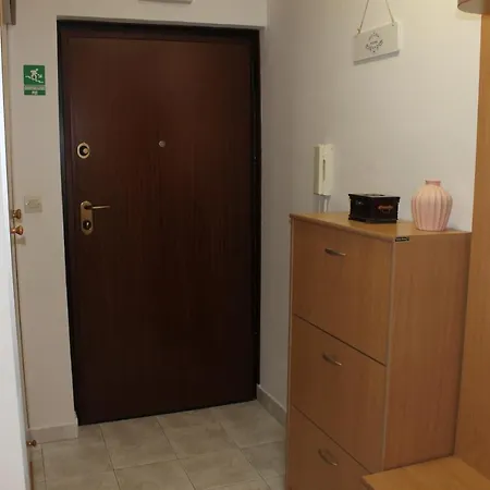 Apartman Matijevic 오미스